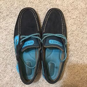 Blue sperrys